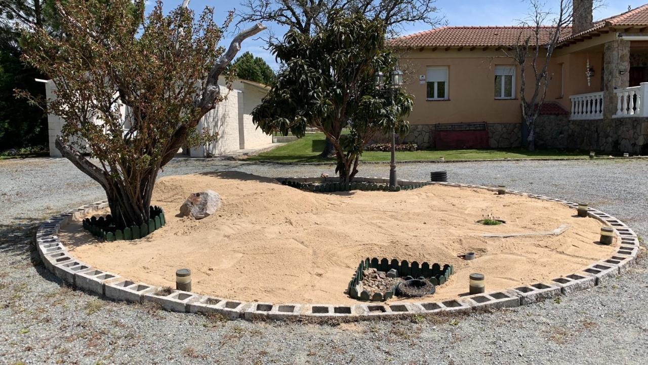 Villa Pancorbo Velayos Buitenkant foto