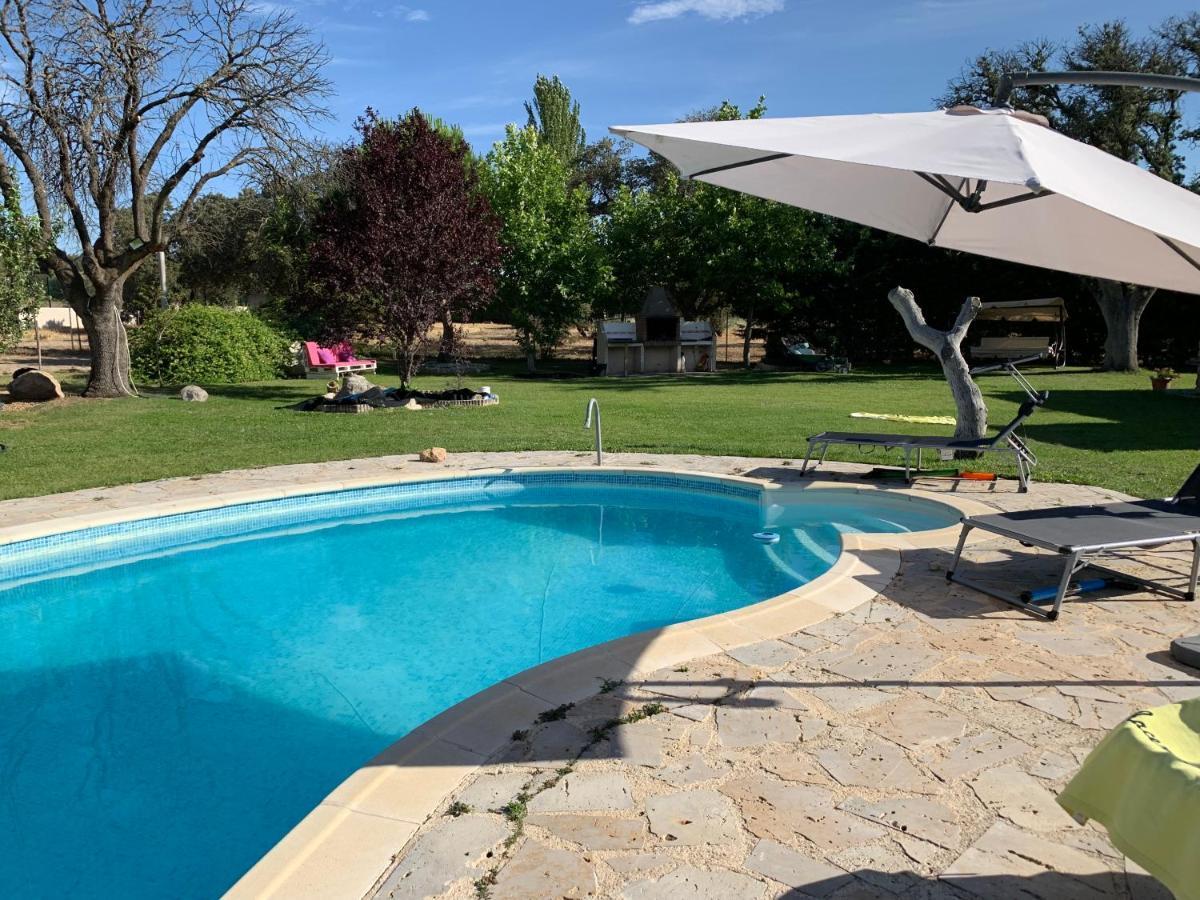 Villa Pancorbo Velayos Buitenkant foto